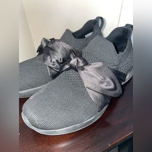 Women’s Skechers Bob Squad 2